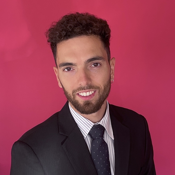 Antonio - Public speaking tutor - London