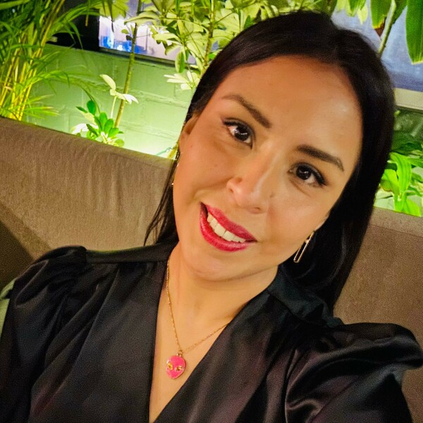 Maju - profesor de diseño gráfico - Lima