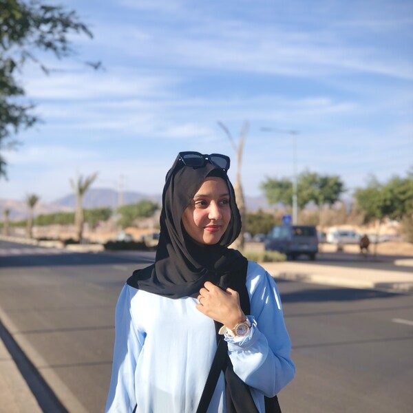 Hajar - Prof d'arabe - Agadir