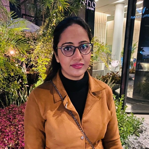 Simran - Maths tutor - Delhi