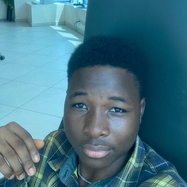 GIDEON - Piano tutor - Lagos