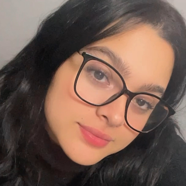 Luisa - Profesor de lenguaje y comunicación - Santiago