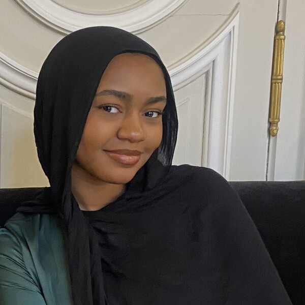 Aisha - Biology tutor - Aberdeen
