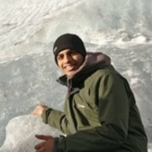 Arjun - Maths tutor - Slough