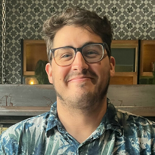 Alex - Basic computing tutor - Toronto