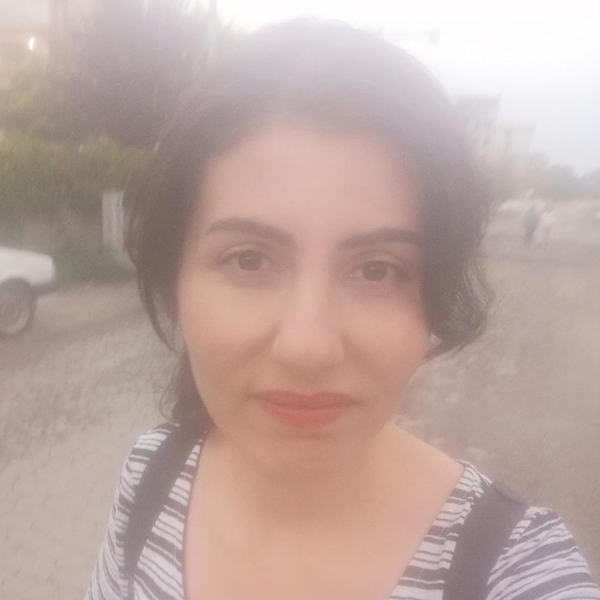 Nuriye - Tarih öğretmeni - 