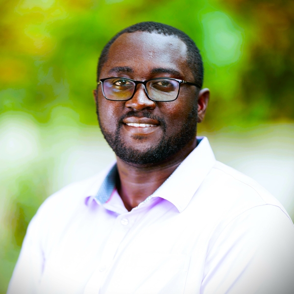 Kobina - Chemistry teacher - Fayetteville