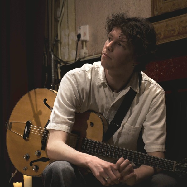 Luca - Prof de guitare - Paris 4e