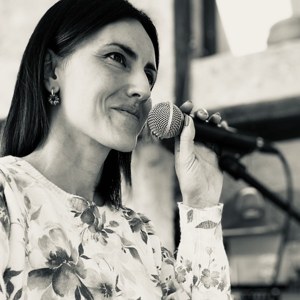 Elodie - Prof de chant - Bourdeilles