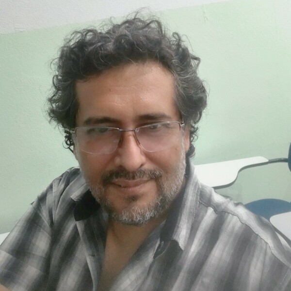 Juan - Prof de explicações - Jaraguá