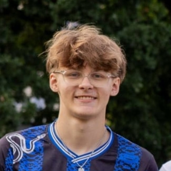 Nicolas - Prof de maths - Montigny-le-Bretonneux