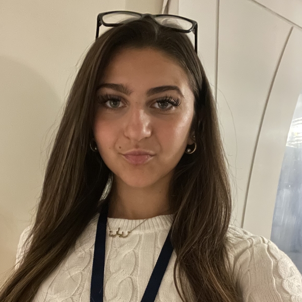 Rhian Physics tutor 49/h