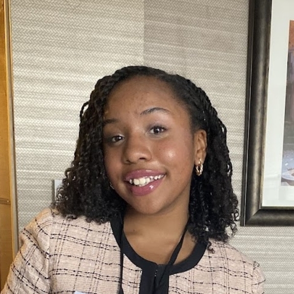 Siyana - English tutor - Phoenix