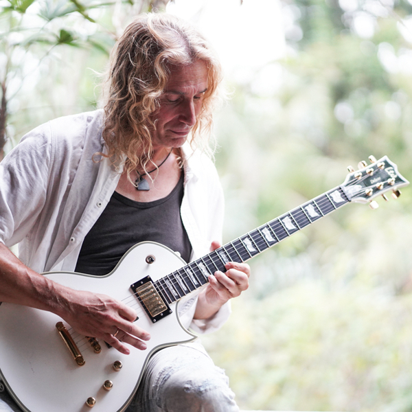 Michael Guitar tutor 43/h