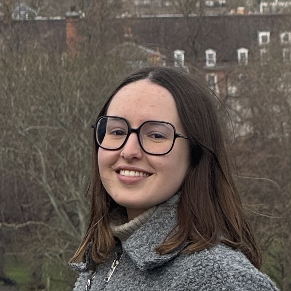 Alix - Prof de français - Ayguesvives