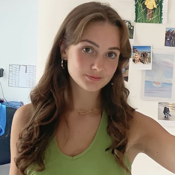 Alessia - Prof d'aide aux devoirs - Nice