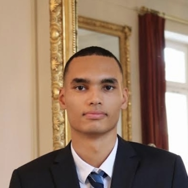 Alexandre French tutor 22/h