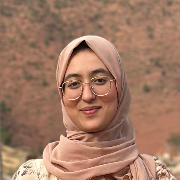 Salma - Prof d'arabe - 
