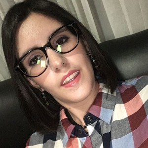 Paola Andrea - Maths tutor - Narrabundah