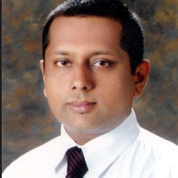 Waseem - Algebra tutor - London