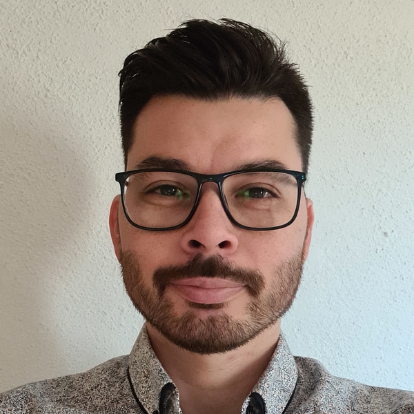 Kevin - Prof de maths - Entrecasteaux