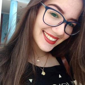Isabela - Professor de inglês - tradução - Votorantim (São Paulo)