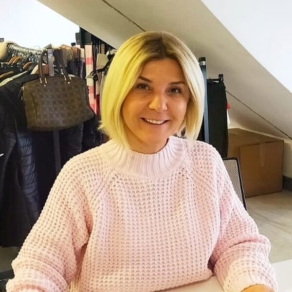 ŞENAY - Piyano öğretmeni - Antalya