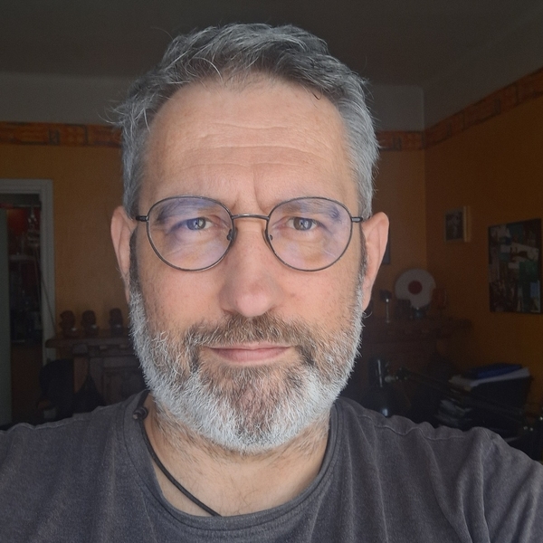 Emmanuel - Prof de tarologie - Saint-Malo