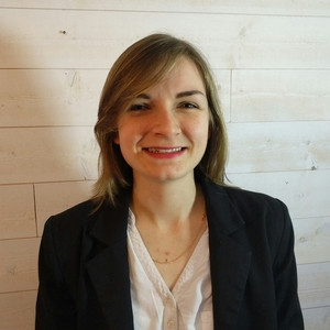 Zoé - Prof de solfège - Hénon