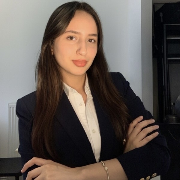 Hafsa - Prof d'anglais - Chevilly-Larue