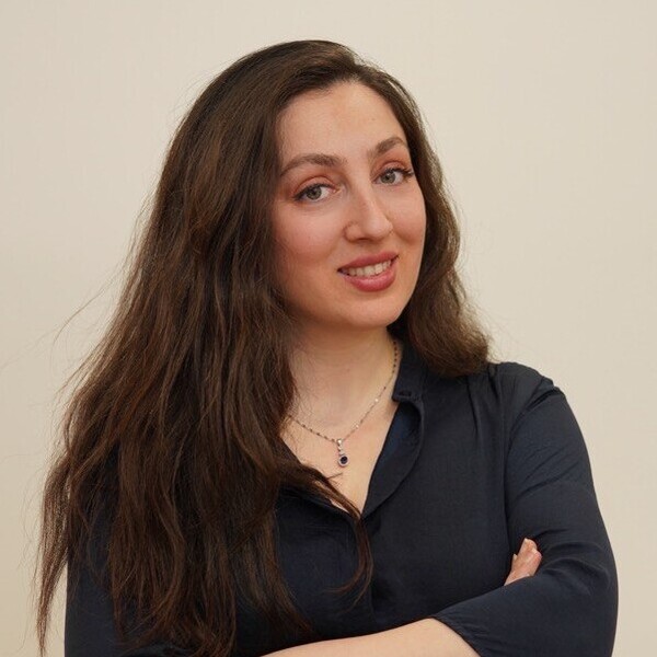 Ela - Mysql tutor - Toronto