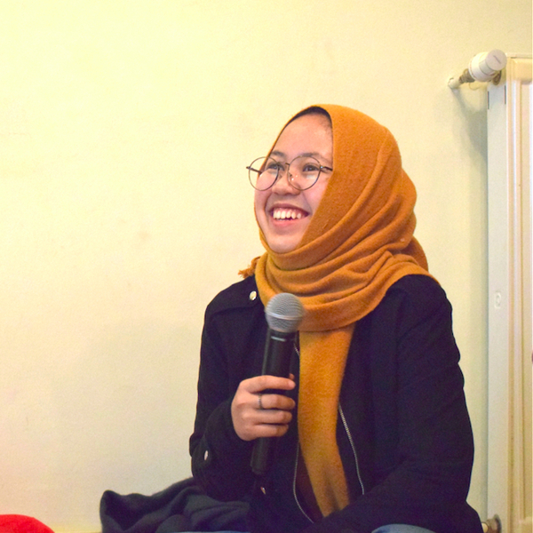 Nadhi - Guru bahasa inggris - Jakarta Selatan