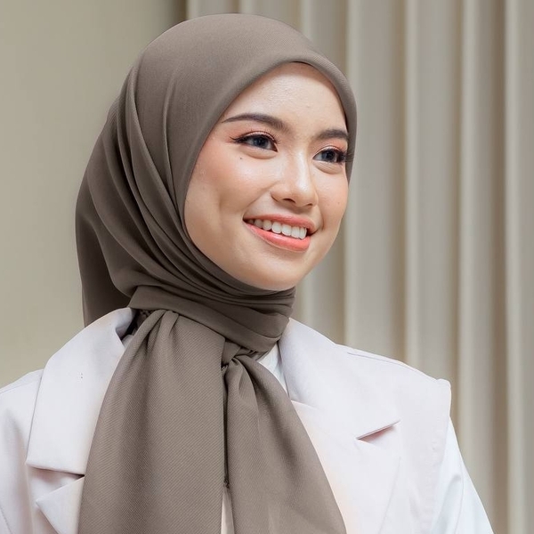 Melati - Guru bahasa inggris - Kecamatan Batang Kuis