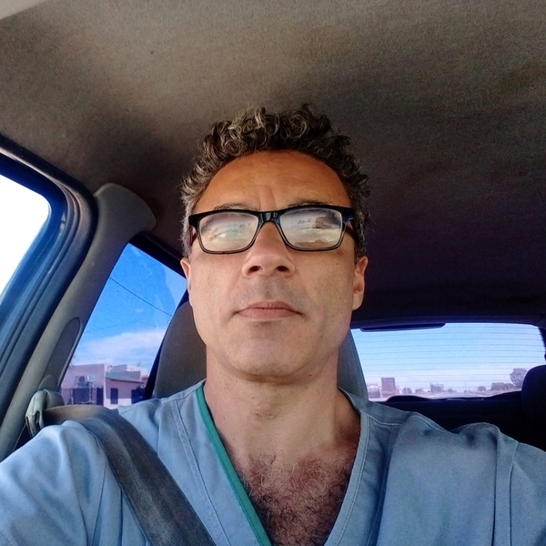Facundo - profesor de biología - Viedma