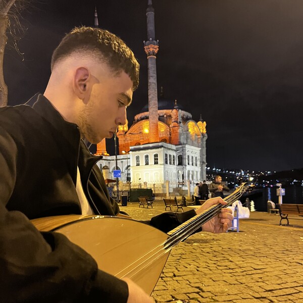 Güven - Bağlama öğretmeni - 