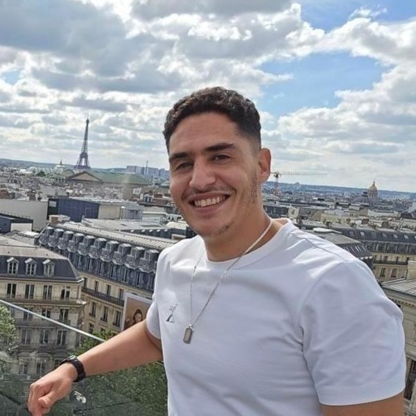 Nadir - Prof d'arabe - Paris