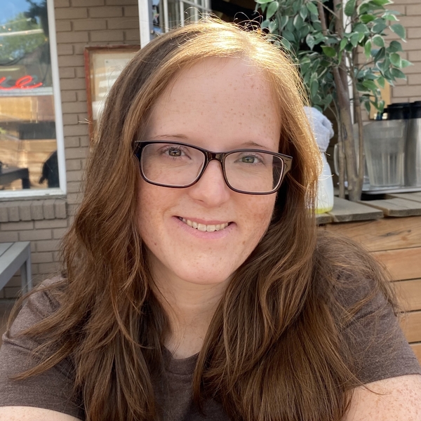 Bonnie - English tutor - Calgary