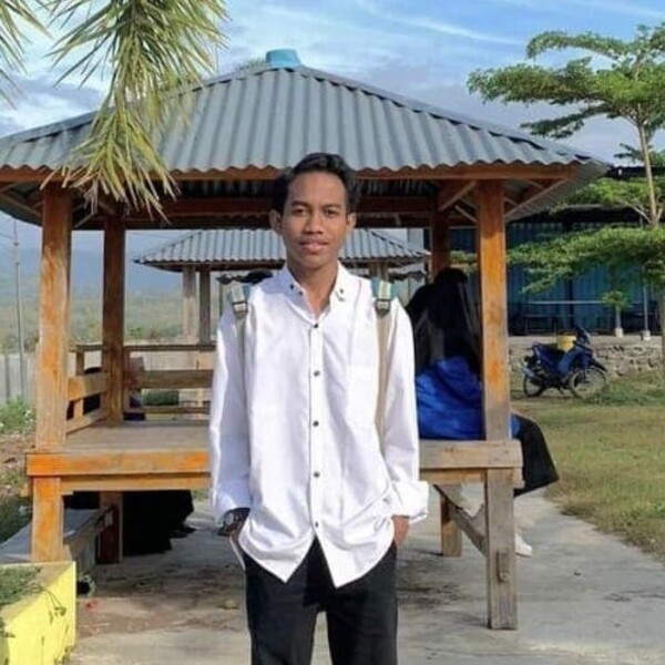 Syahrul - Guru ilmu komputer dasar - 