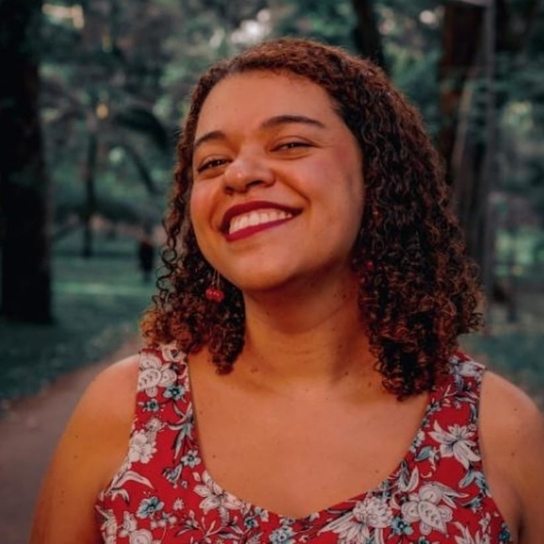 Renata - Professor de compreensão escrita - português - São Paulo