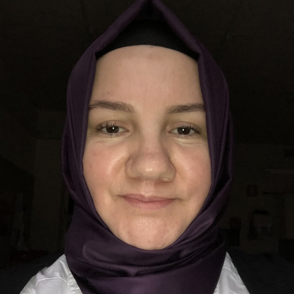 Emine - Matematiklärare - Stockholm