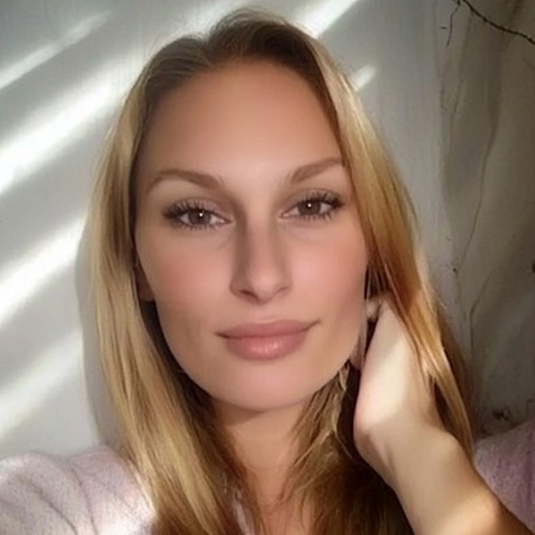 Bella - Spanish tutor - London