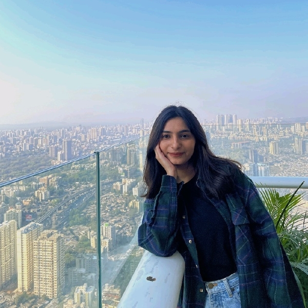 Wajiha - Web Development Tutor - false