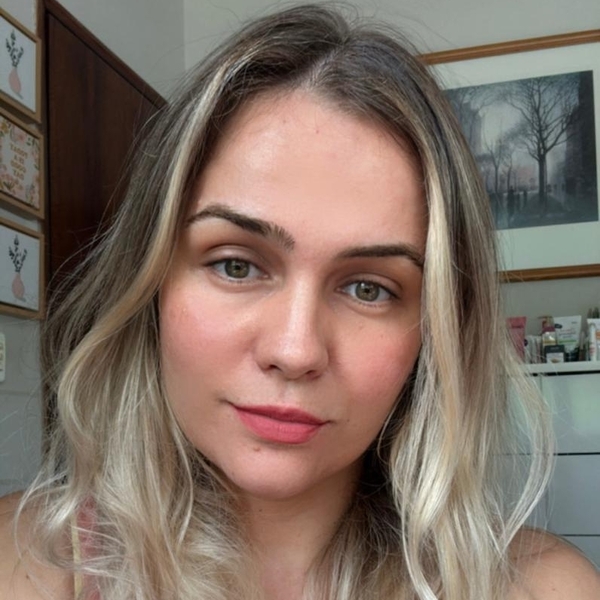 Hanna jainy - Professor de espanhol - Governador Valadares