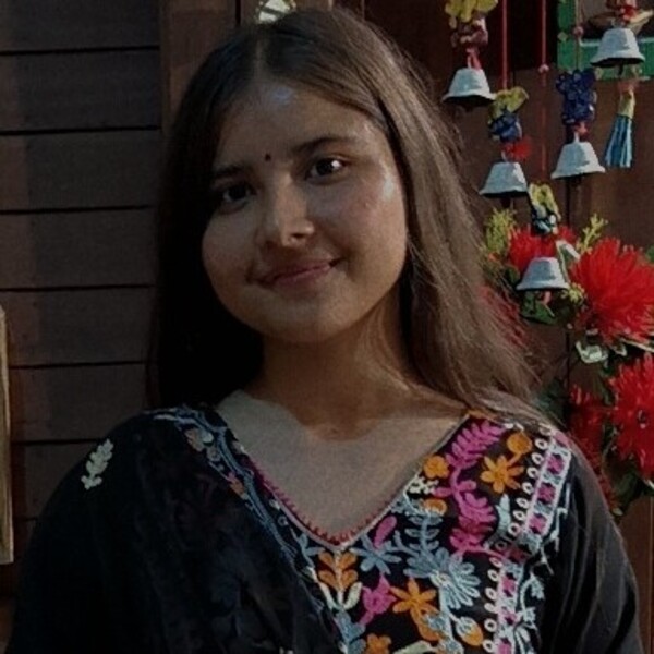 Jahanvi - English tutor - Meerut