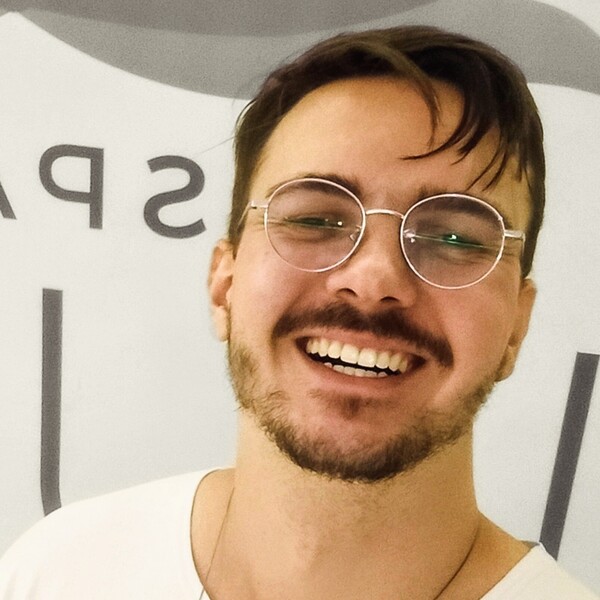 Pedro - Professor de História (Ensino Superior) - São Bento