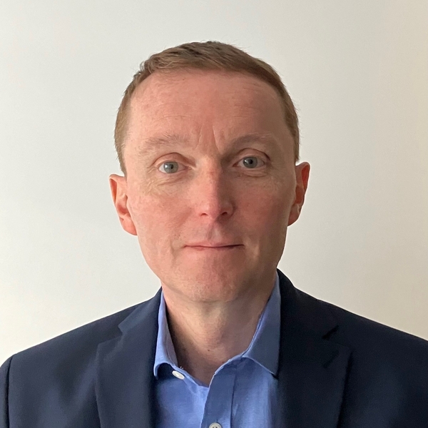 François - Prof d'économie - Paris 13e