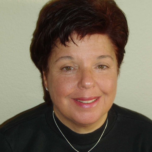 Regina - Lehrkraft für Portugiesisch - München