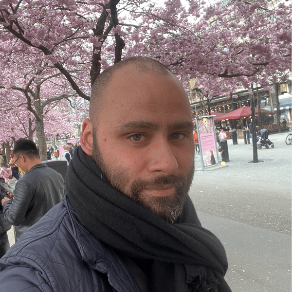 Edward - Guitar tutor - Toulouse