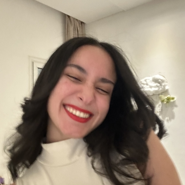 Louna - Prof d'anglais - Paris