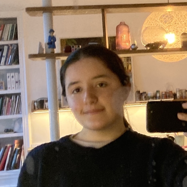 Clementine - Prof d'histoire - géo - Paris 5e